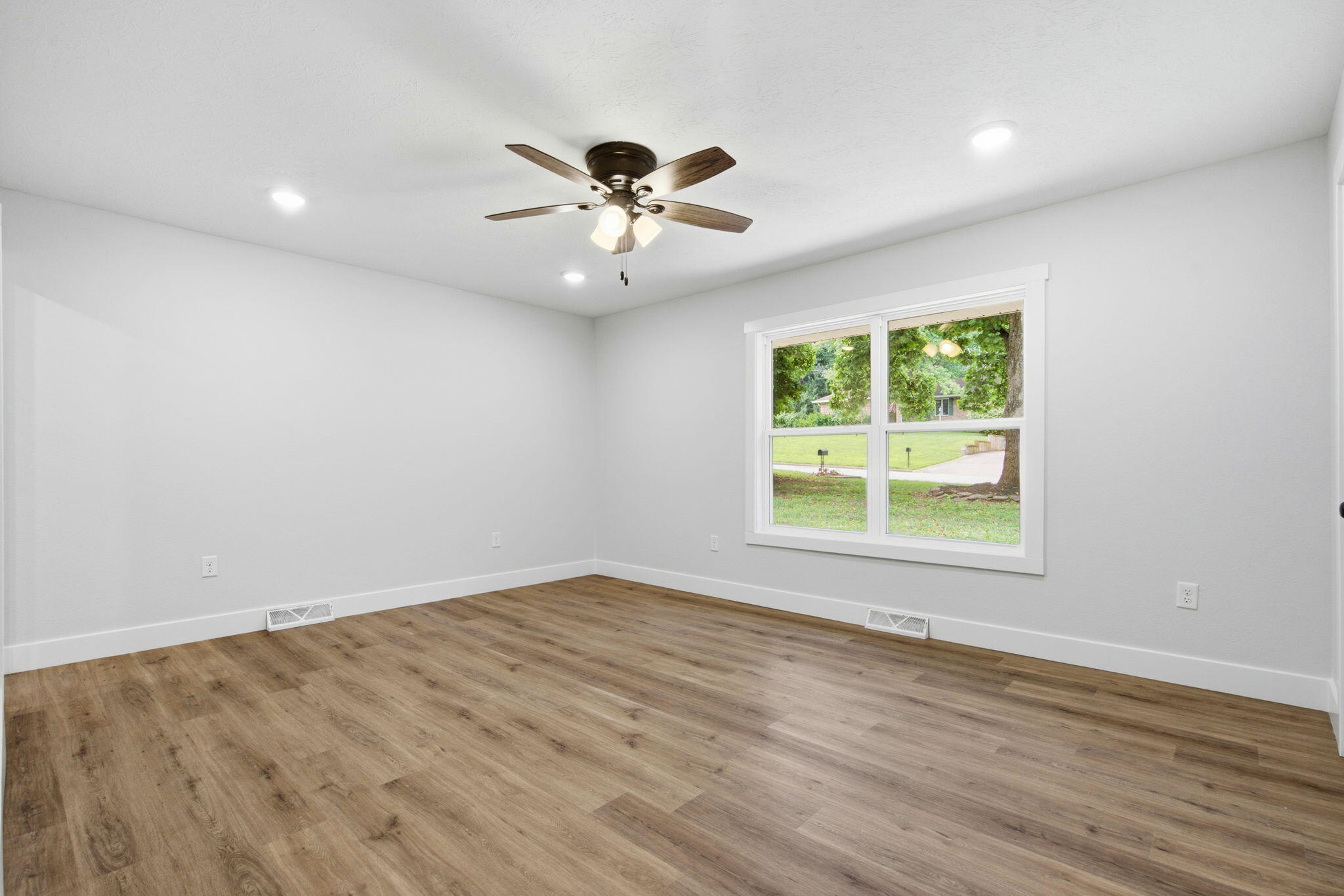 1524 South Charing Avenue Springfield, MO 65809 - Photo 20 of 34 19-web-or-mls-016_HWJ02615