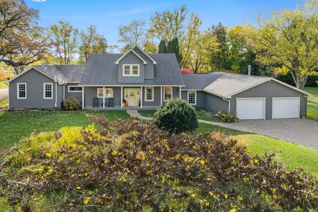 $599,000 | 43W140 Campton Hills Road, Elburn, IL 60119