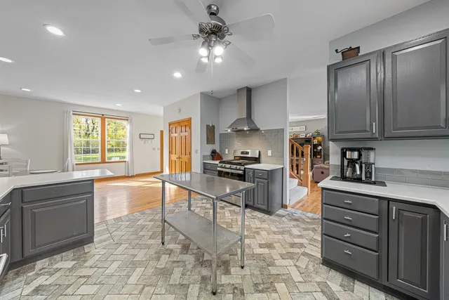 $599,000 | 43W140 Campton Hills Road, Elburn, IL 60119