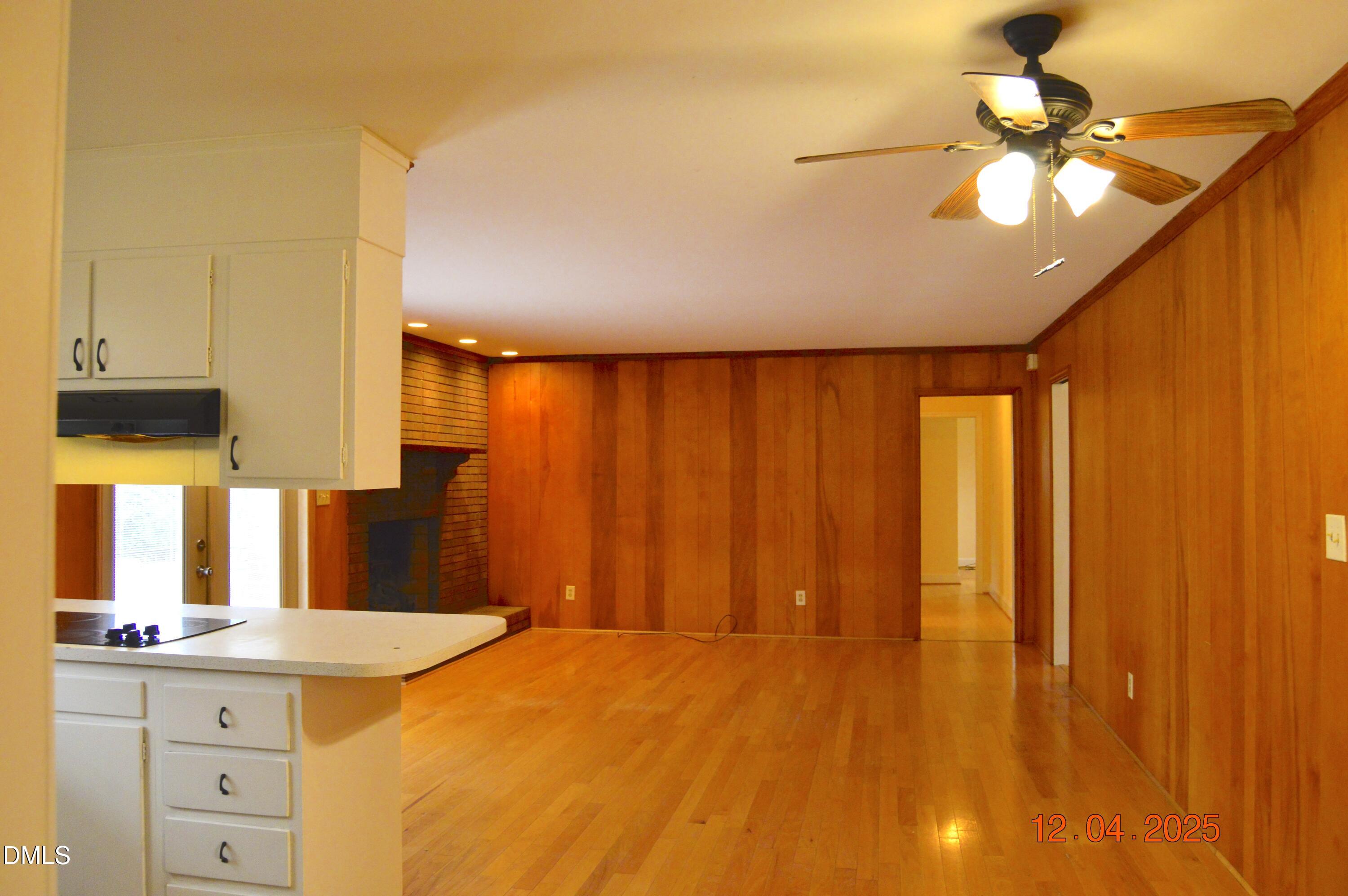 681 Polenta Road Smithfield, NC 27577 - Photo 3 of 34 a bathroom with a sink and a mirror