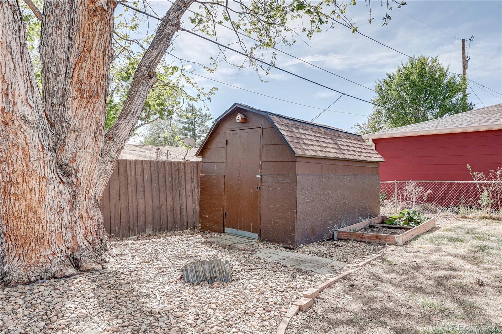 4570 Field Street Wheat Ridge, CO 80033 - Photo 35 of 44 a backyard of a house