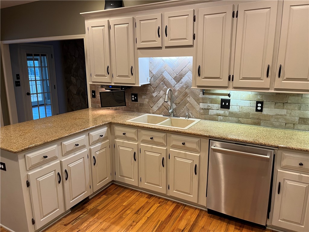 1409 Autun Road Pendleton, SC 29670 - Photo 12 of 45