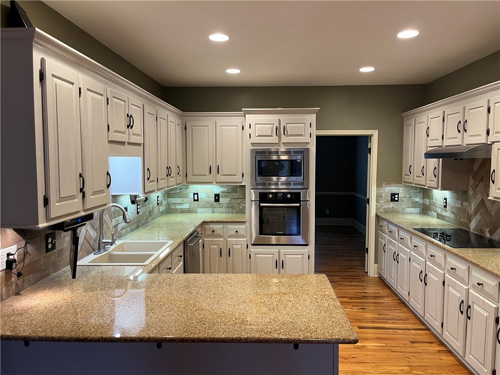 1409 Autun Road Pendleton, SC 29670 - Photo 8 of 45