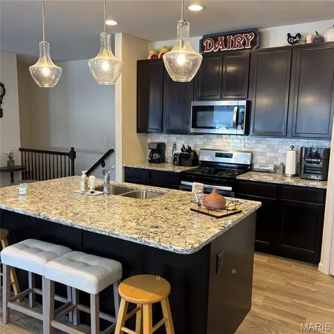 $369,900 | 10 Scenic Bend, Festus, MO 63028