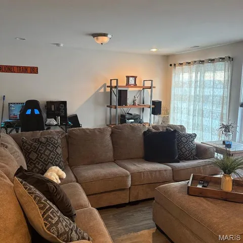 $369,900 | 10 Scenic Bend, Festus, MO 63028