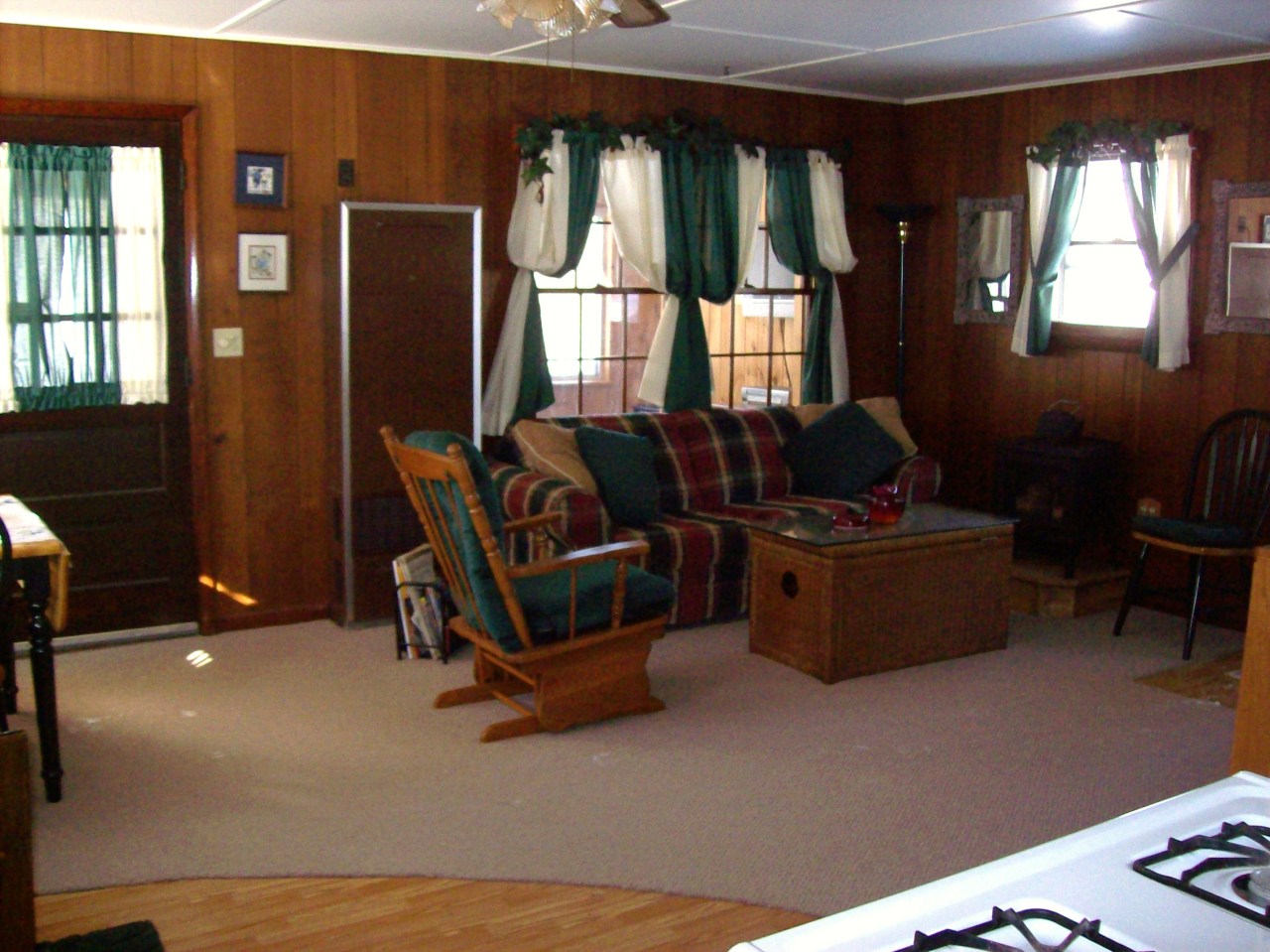 17 Bailey Road Lanesborough, MA 01237 - Photo 8 of 10 Living Room