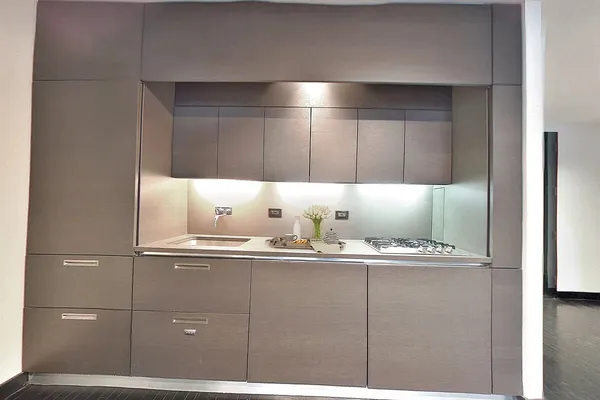 $1,100,000 | 20 Pine Street, Unit 910 | Financial District