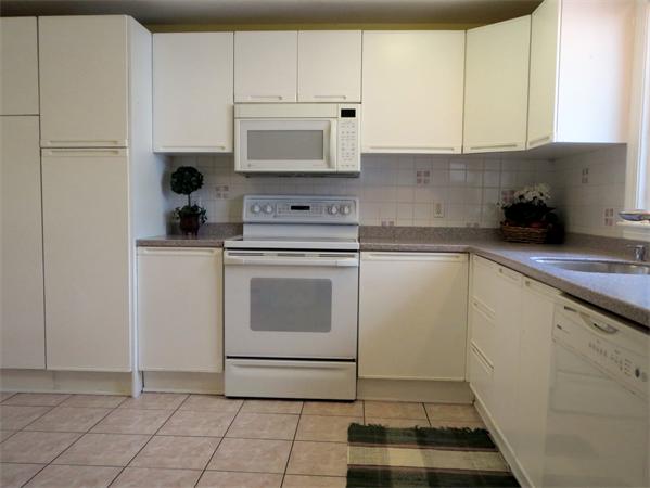 42 Noanett Road Needham, MA 02494 - Photo 8 of 14