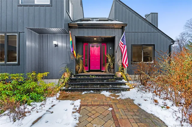 $685,000 | 215 Highway 164, Patterson, NY 12563