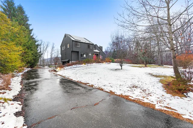 $685,000 | 215 Highway 164, Patterson, NY 12563