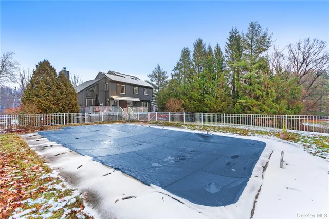 $685,000 | 215 Highway 164, Patterson, NY 12563