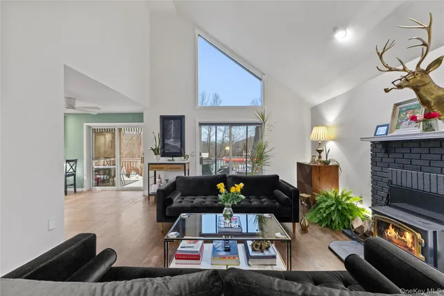 $685,000 | 215 Highway 164, Patterson, NY 12563