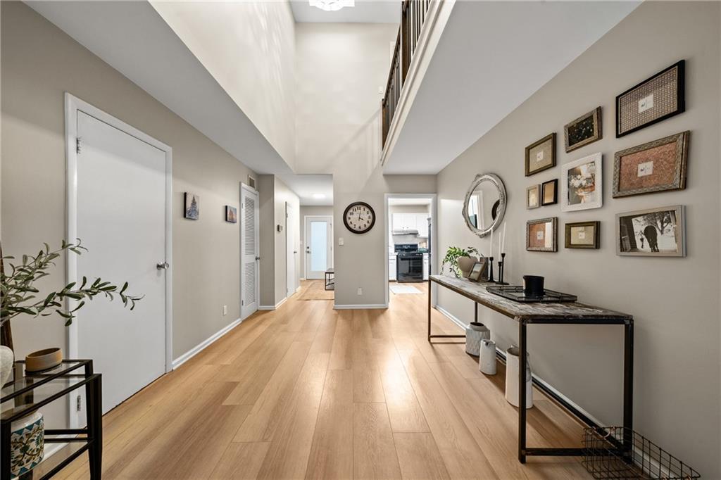4300 Roswell Road Northeast, Unit 28 Atlanta, GA 30342 - Photo 11 of 29 Gallery Image 11