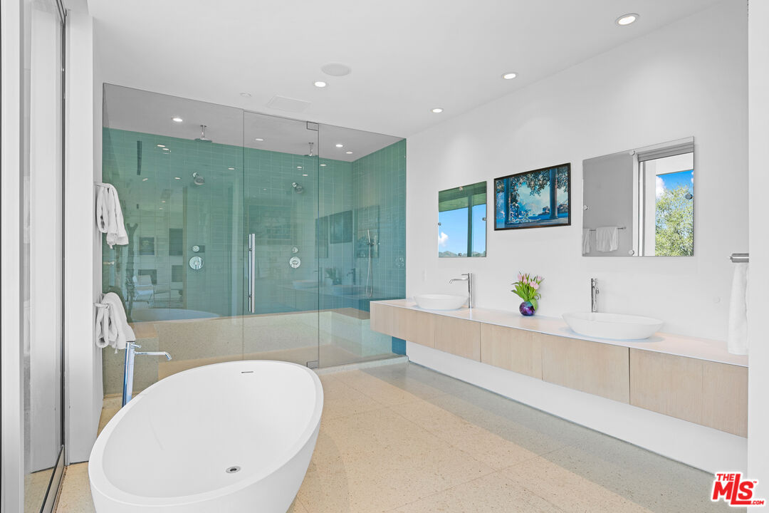 9200 Cotharin Road Malibu, CA 90265 - Photo 24 of 51