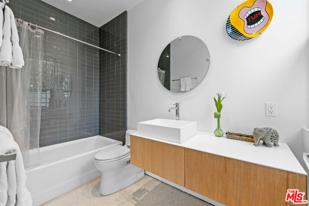 9200 Cotharin Road Malibu, CA 90265 - Photo 49 of 51