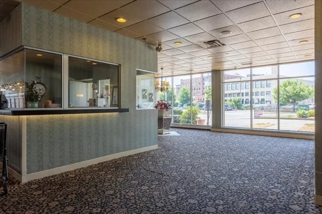 $169,900 | 70 Southbridge Street, Unit 611, Worcester, MA 01608