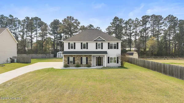 $359,900 | 519 Aberdineshire Court, Hubert, NC 28539