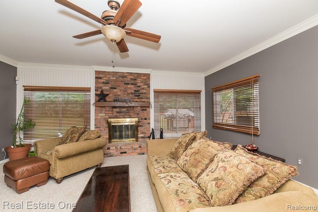 2425 Rancroft Beat Rochester Hills, MI 48306 - Photo 13 of 32