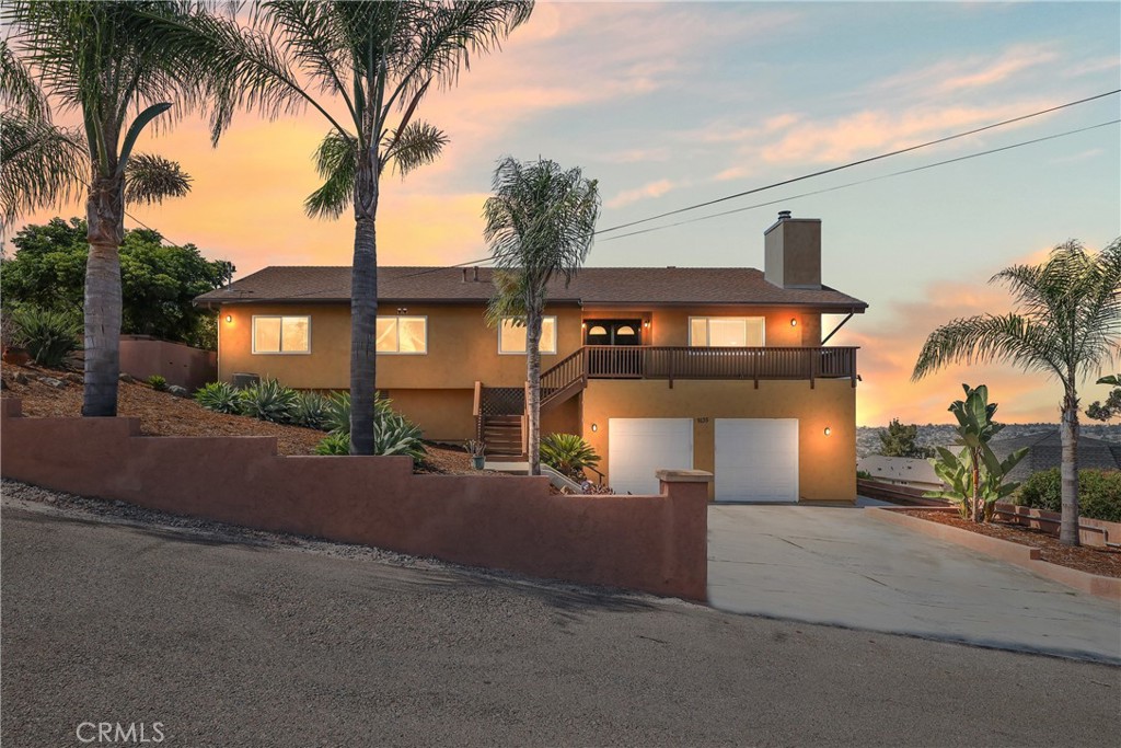 9135 Oso Road-Private Drive