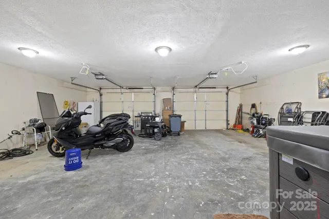 $718,000 | 40 Country Bear Lane, Flat Rock, NC 28731