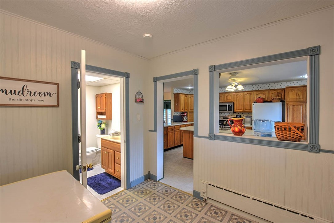2502 East 1800 North Road Moweaqua, IL 62550 - Photo 19 of 33