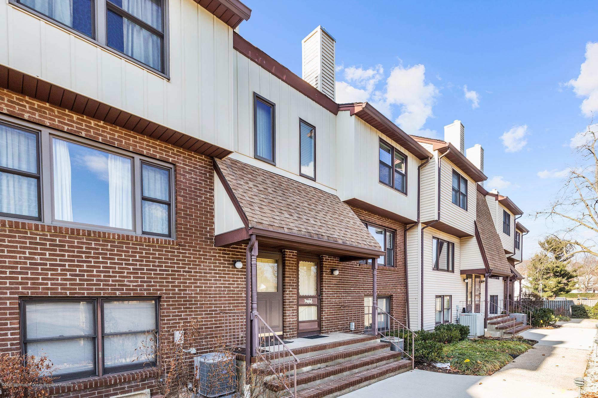 20 Pinckney Road, Unit B4 Red Bank, NJ 07701 - Photo 1 of 46 044_20_Pinckney_Road_B4_215450_292221