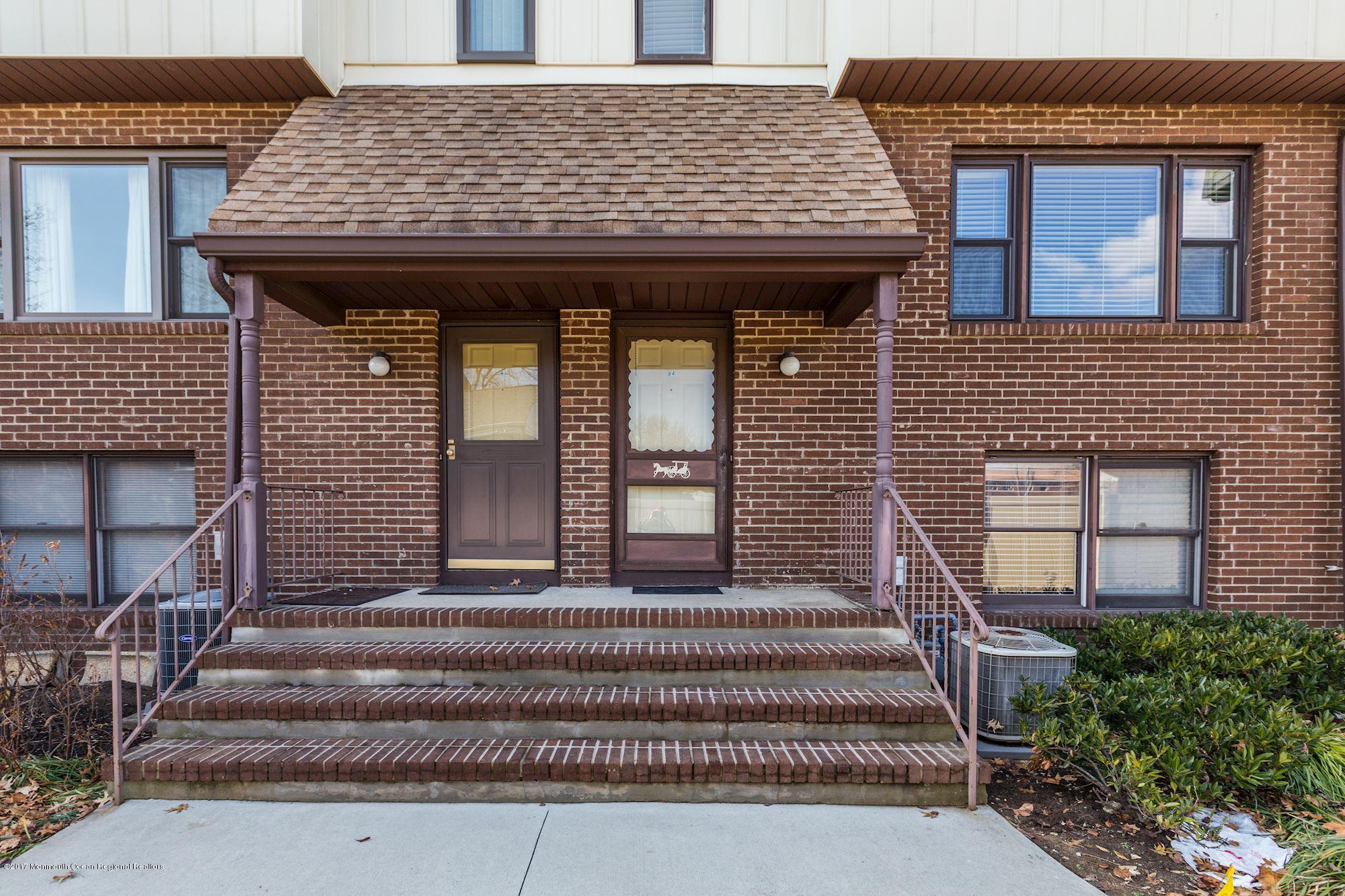 20 Pinckney Road, Unit B4 Red Bank, NJ 07701 - Photo 4 of 46 005_20_Pinckney_Road_B4_215450_292219
