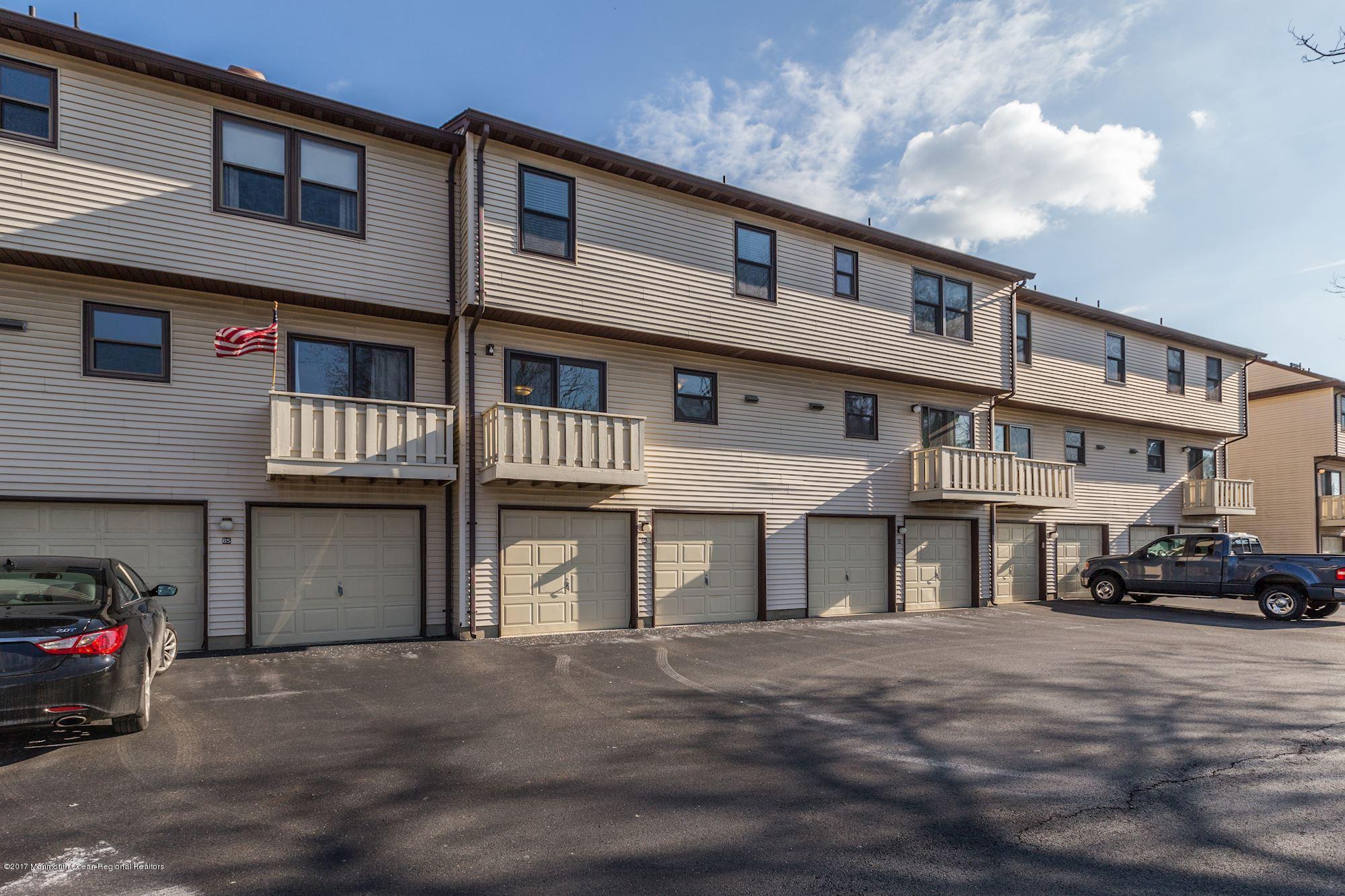 20 Pinckney Road, Unit B4 Red Bank, NJ 07701 - Photo 42 of 46 040_20_Pinckney_Road_B4_215450_292219