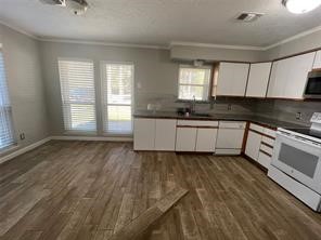16064 Holly Street Porter, TX 77365 - Photo 10 of 26