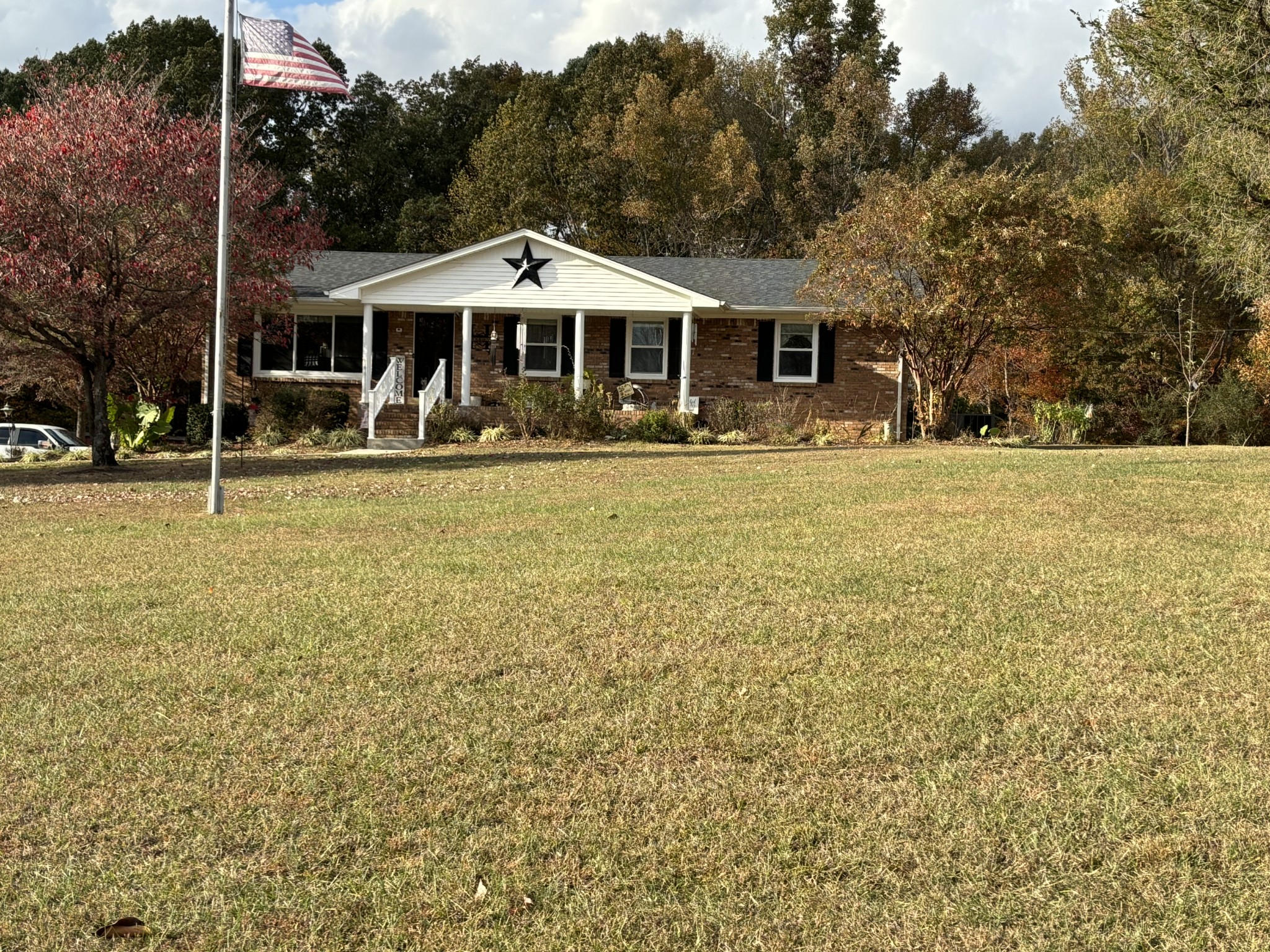 3250 Gimlet Road Lawrenceburg, TN 38464 - Photo 3 of 53 Gallery Image 3