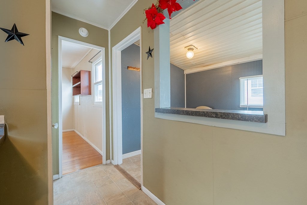 2172 Wilderness Road Bland, VA 24315 - Photo 21 of 73 Gallery Image 21