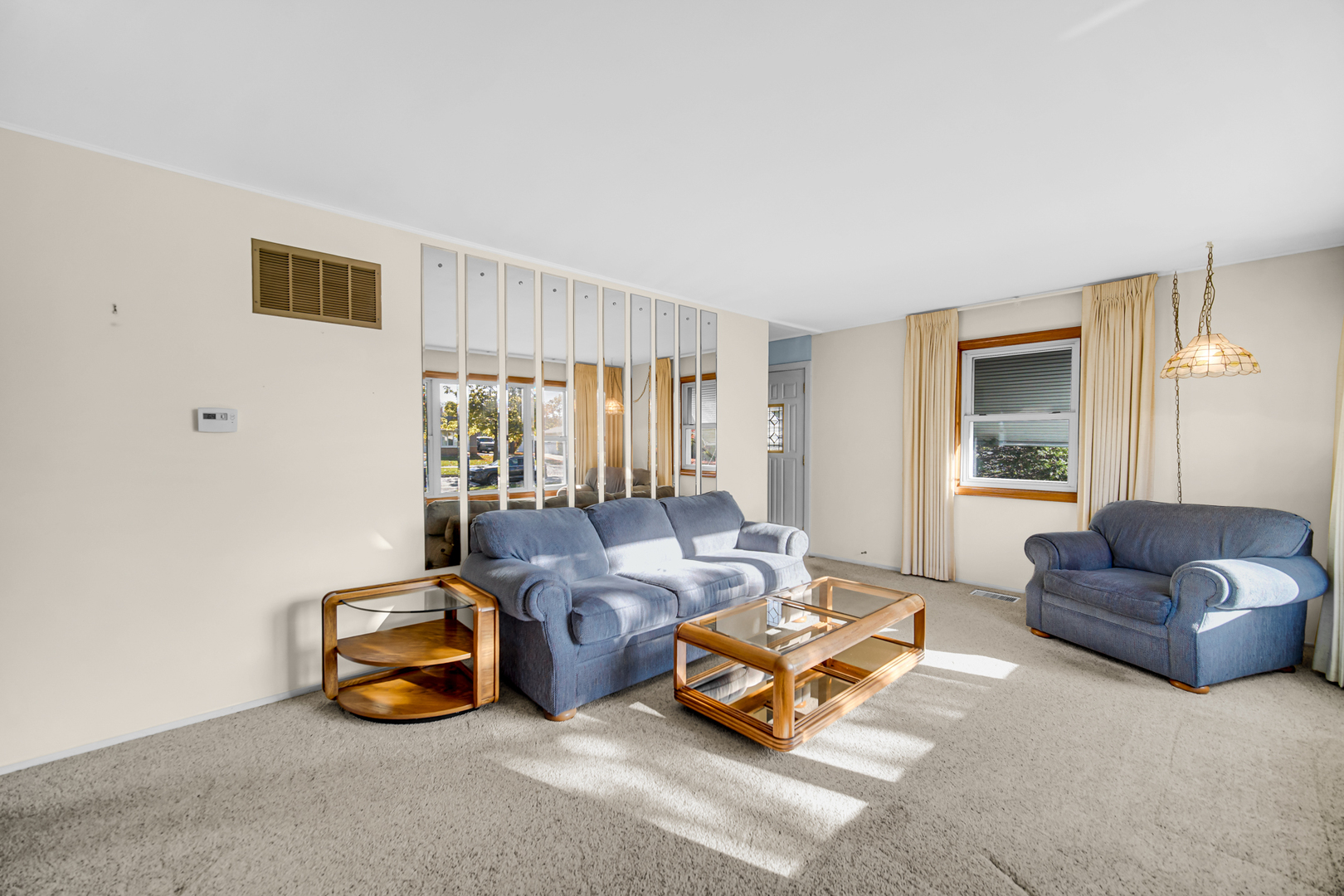 2800 School Drive Rolling Meadows, IL 60008 - Photo 5 of 23 a living room with furniture and a window
