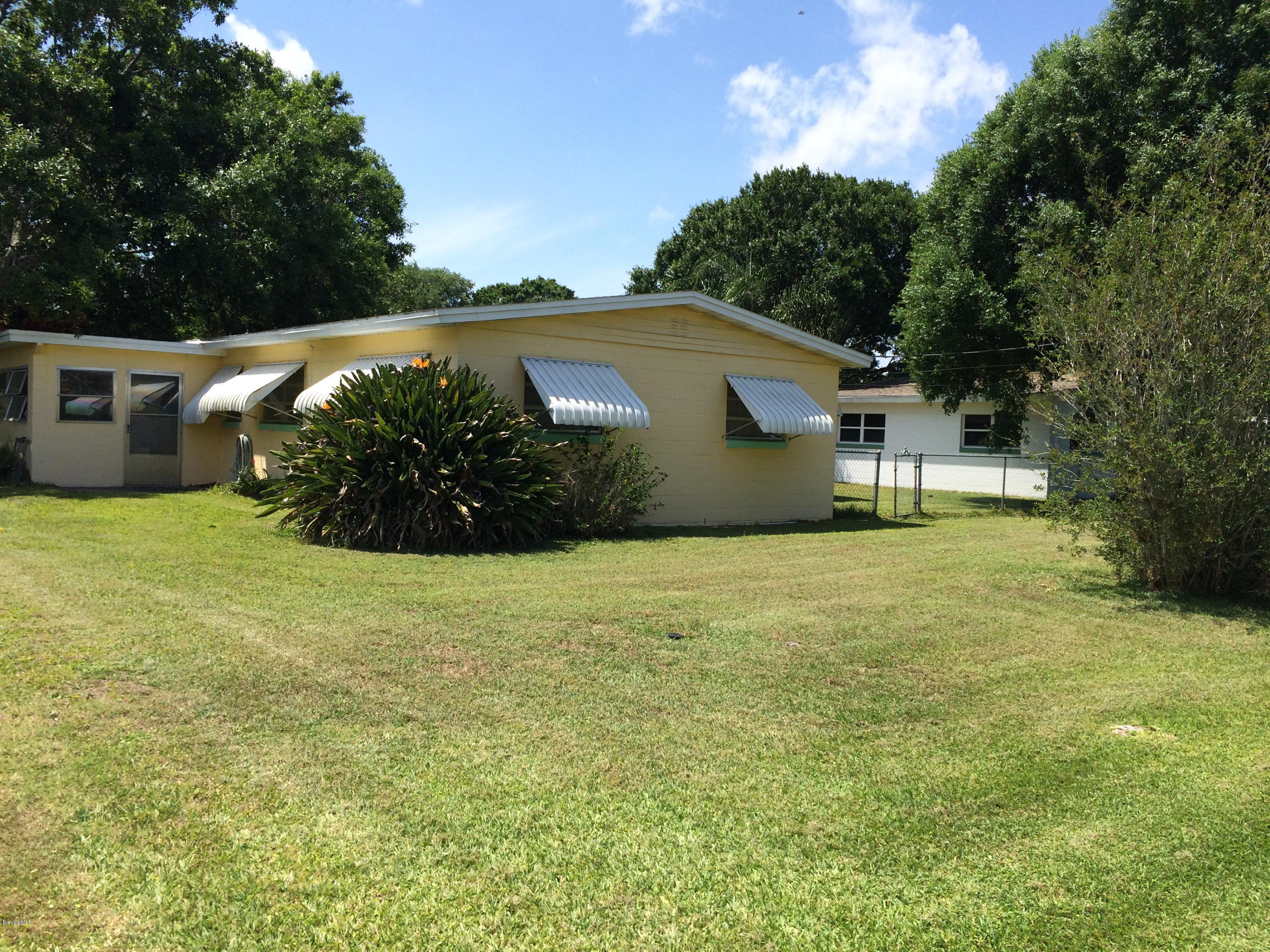 274 Lee Road Melbourne, FL 32904 - Photo 2 of 10 Back yard