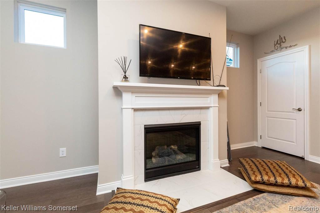 2854 Prairie View Road Ann Arbor, MI 48108 - Photo 10 of 48
