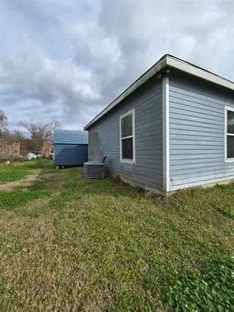 $119,900 | 2518 South Avenue, West Orange, TX 77630