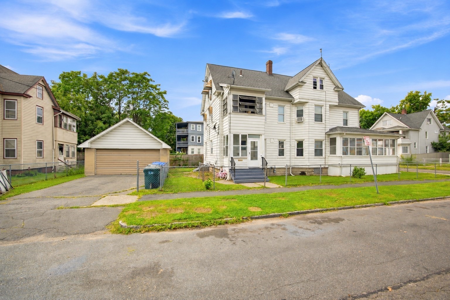 415 Orange Street Springfield, MA 01108 - Photo 2 of 14 Gallery Image 2