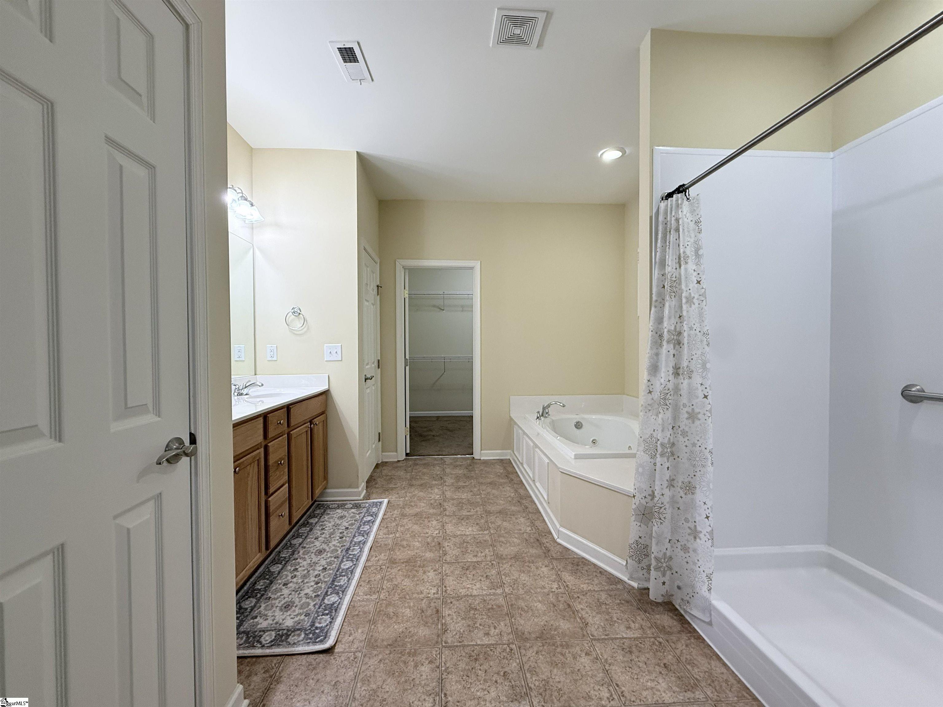 1011 Drakes Crossing Anderson, SC 29625 - Photo 16 of 40