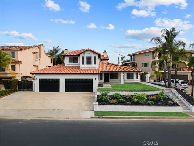 $2,200 | 29566 Big Range Road, Unit 2, Canyon Lake, CA 92587