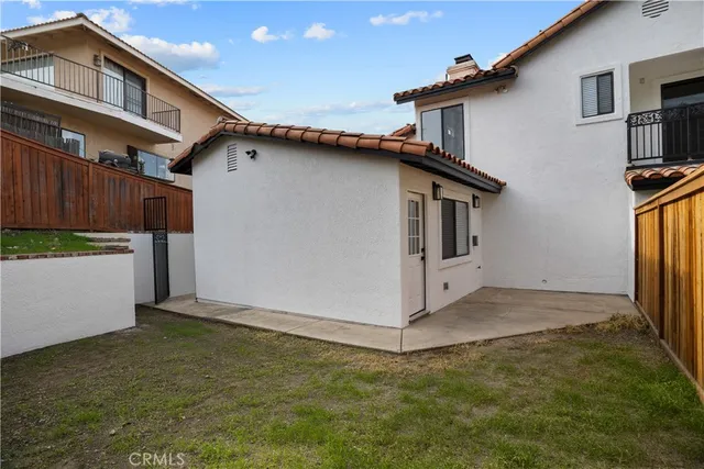 $2,200 | 29566 Big Range Road, Unit 2, Canyon Lake, CA 92587