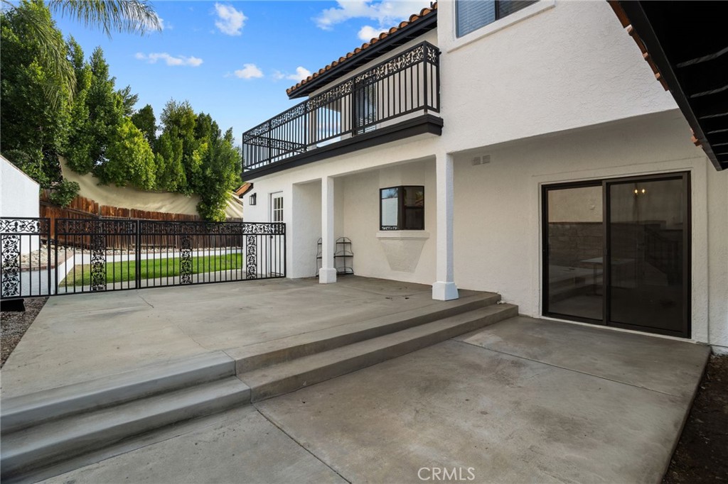 29566 Big Range Road, Unit 2 Canyon Lake, CA 92587 - Photo 6 of 27 a view of backyard of house
