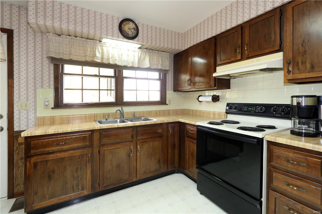 2836 Dyer Road O'Fallon, MO 63366 - Photo 5 of 28 Gallery Image 5