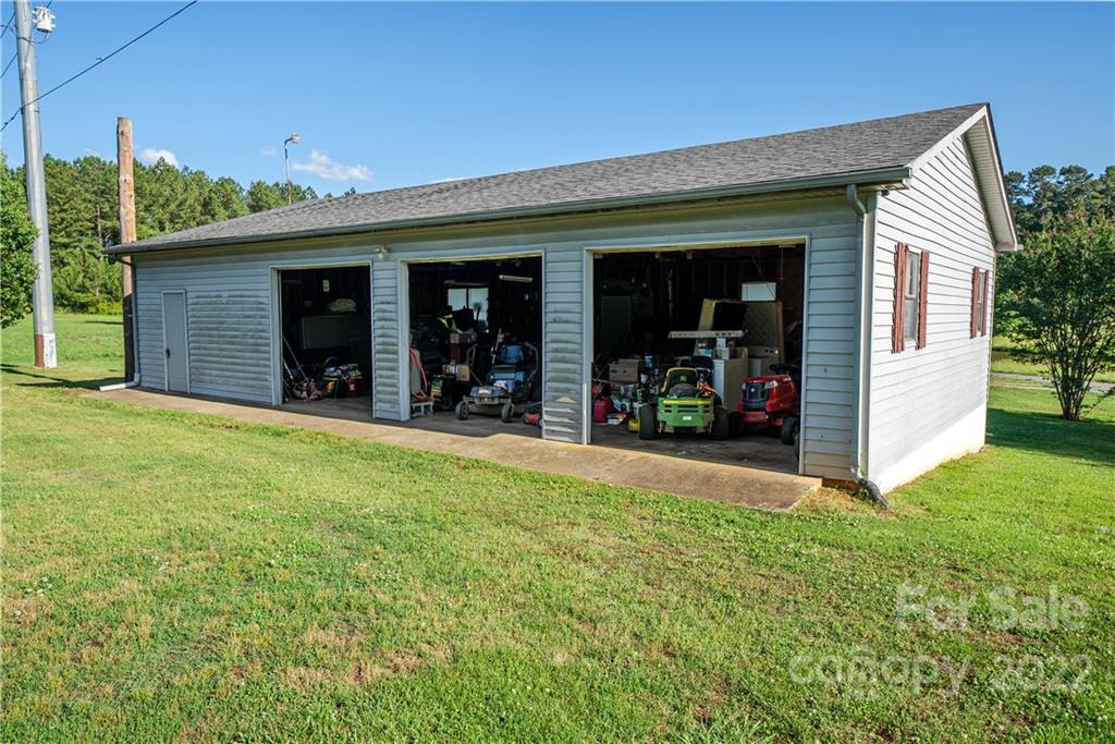 17630 Efird Road Albemarle, NC 28001 - Photo 11 of 40 Gallery Image 11
