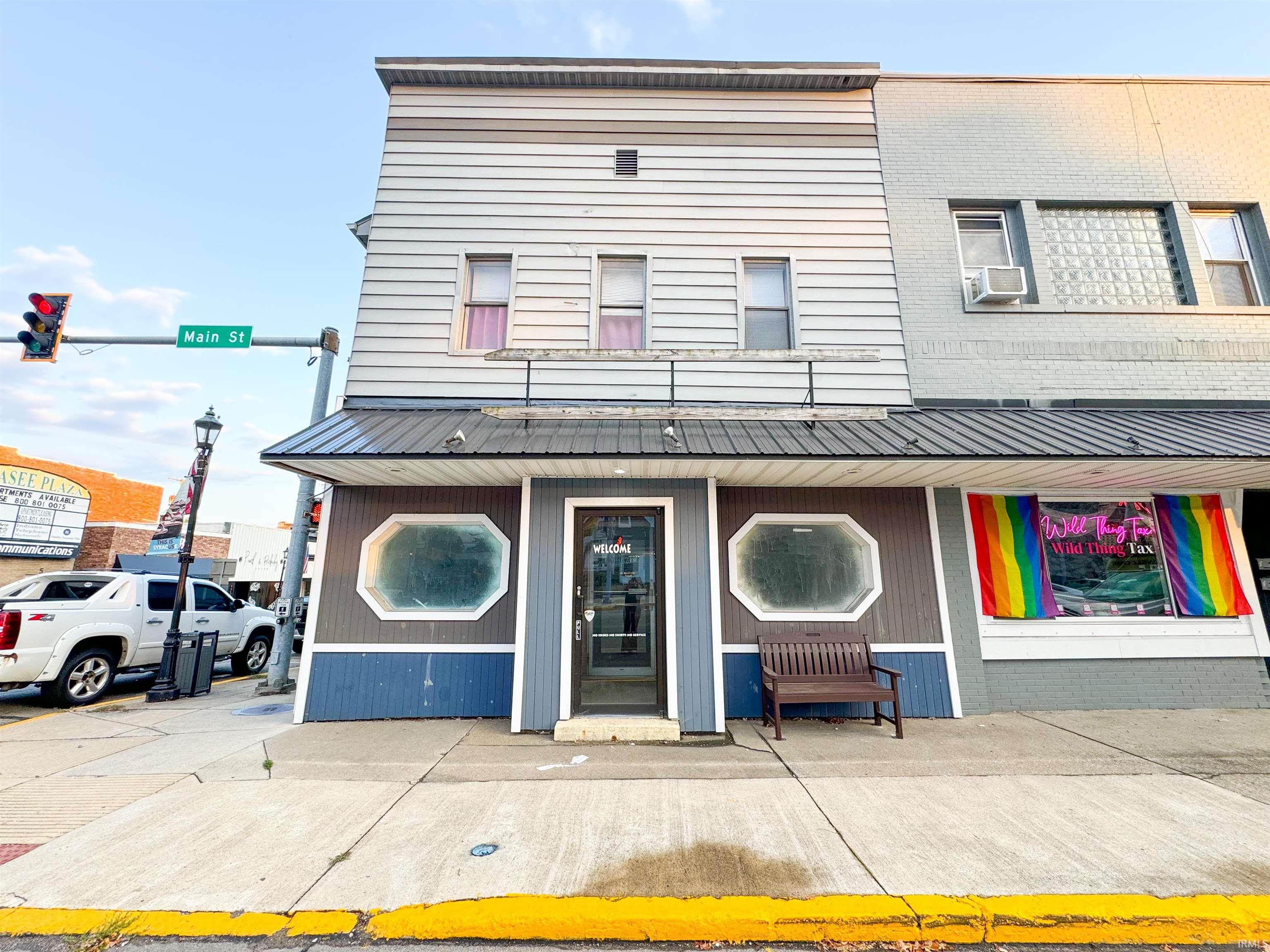101 West Main St  
