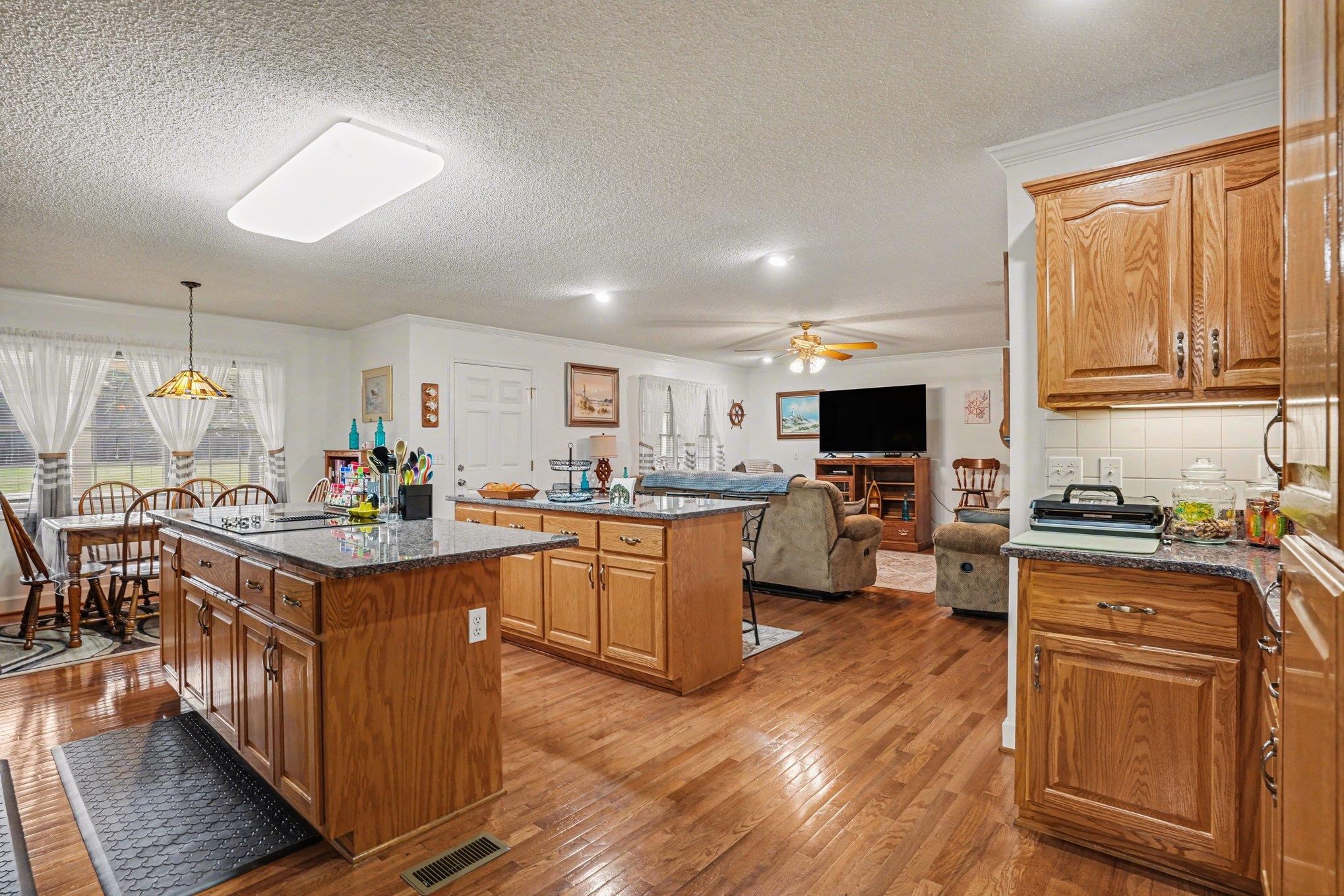 436 Tanner Road Hemingway, SC 29554 - Photo 11 of 44 Gallery Image 11