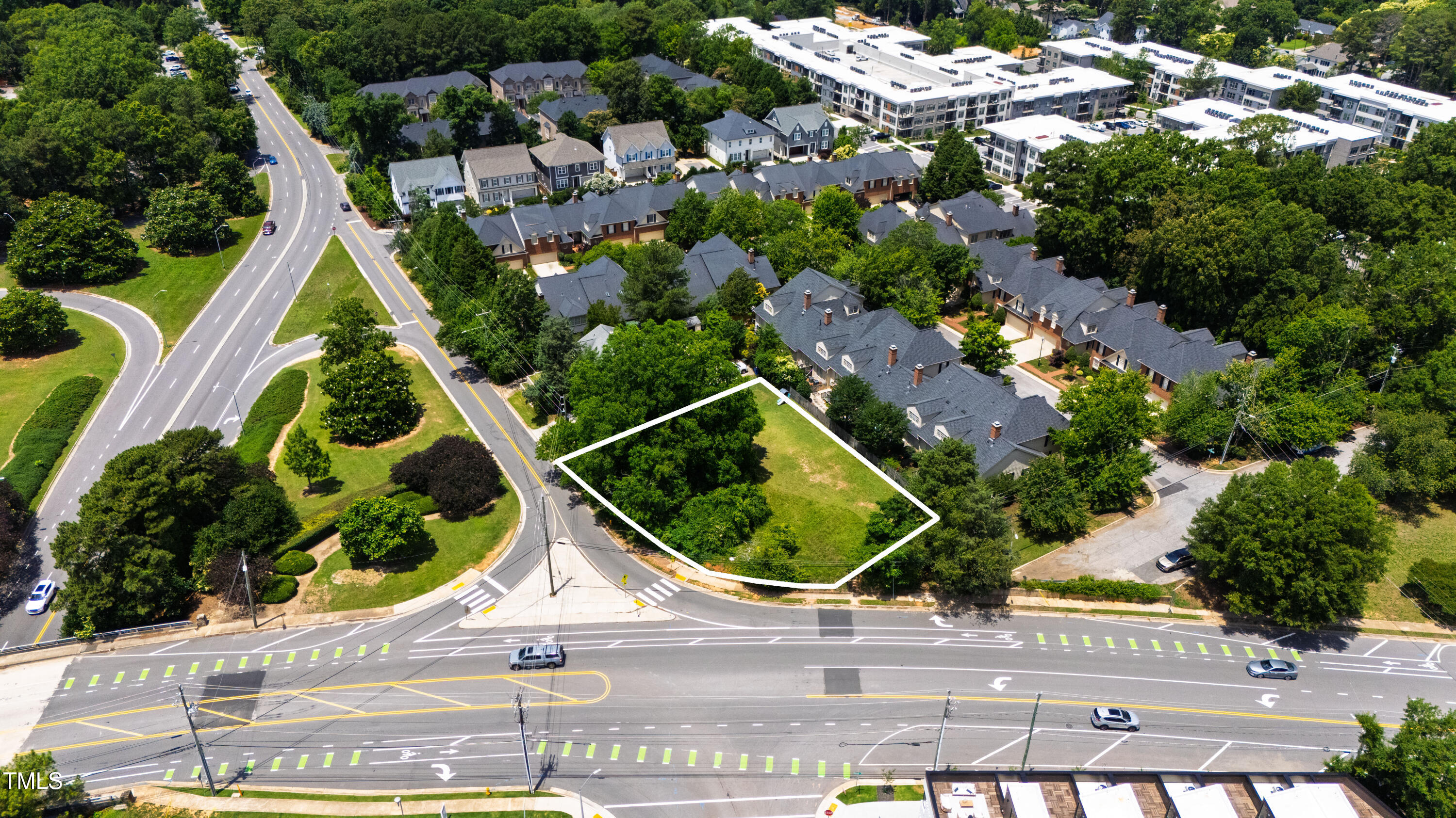 1217 Oberlin Road Raleigh, NC 27608 - Photo 11 of 16 Oberlin