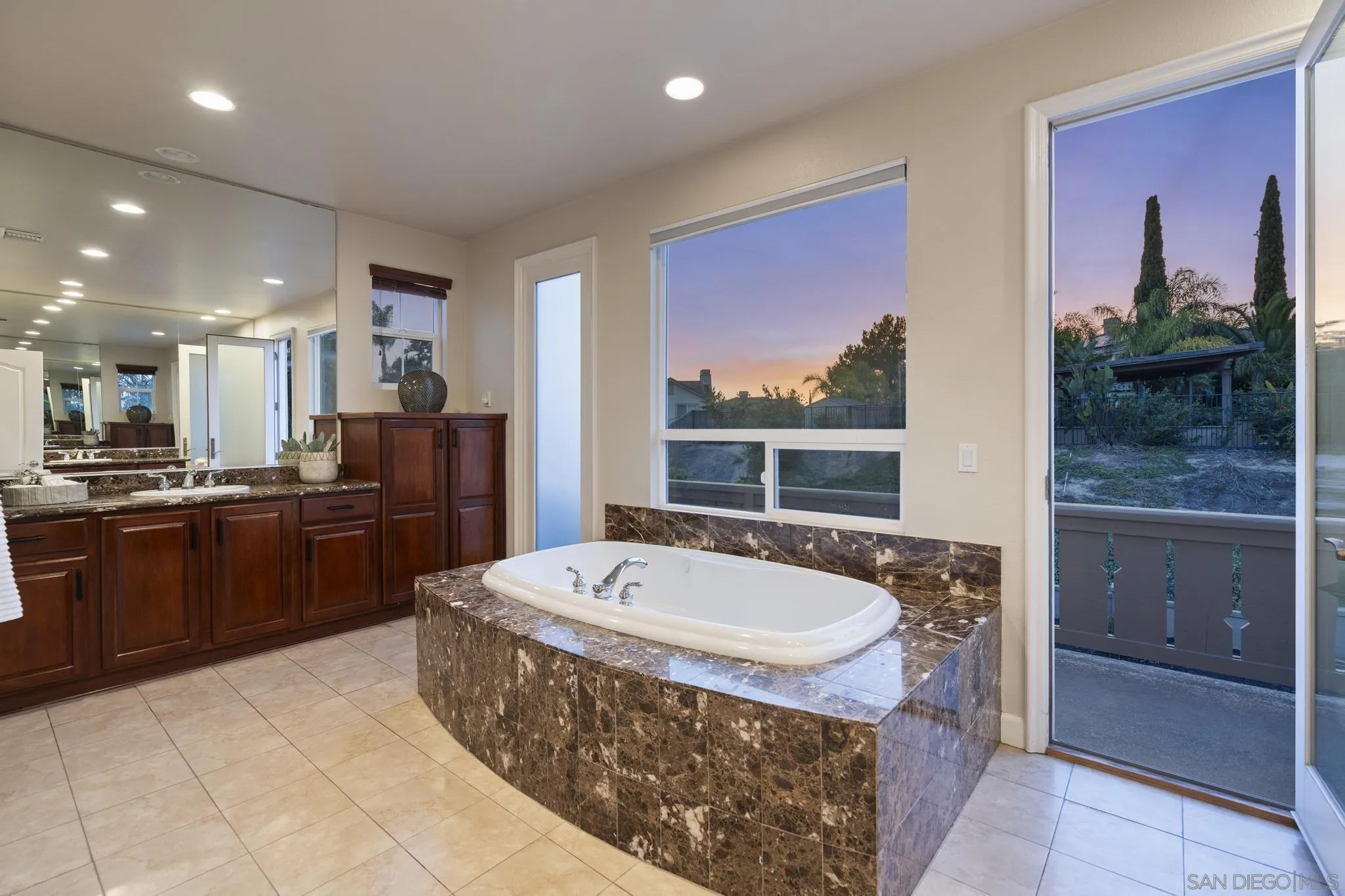 2827 Sutter Ridge Drive Chula Vista, CA 91914 - Photo 39 of 67 Gallery Image 39