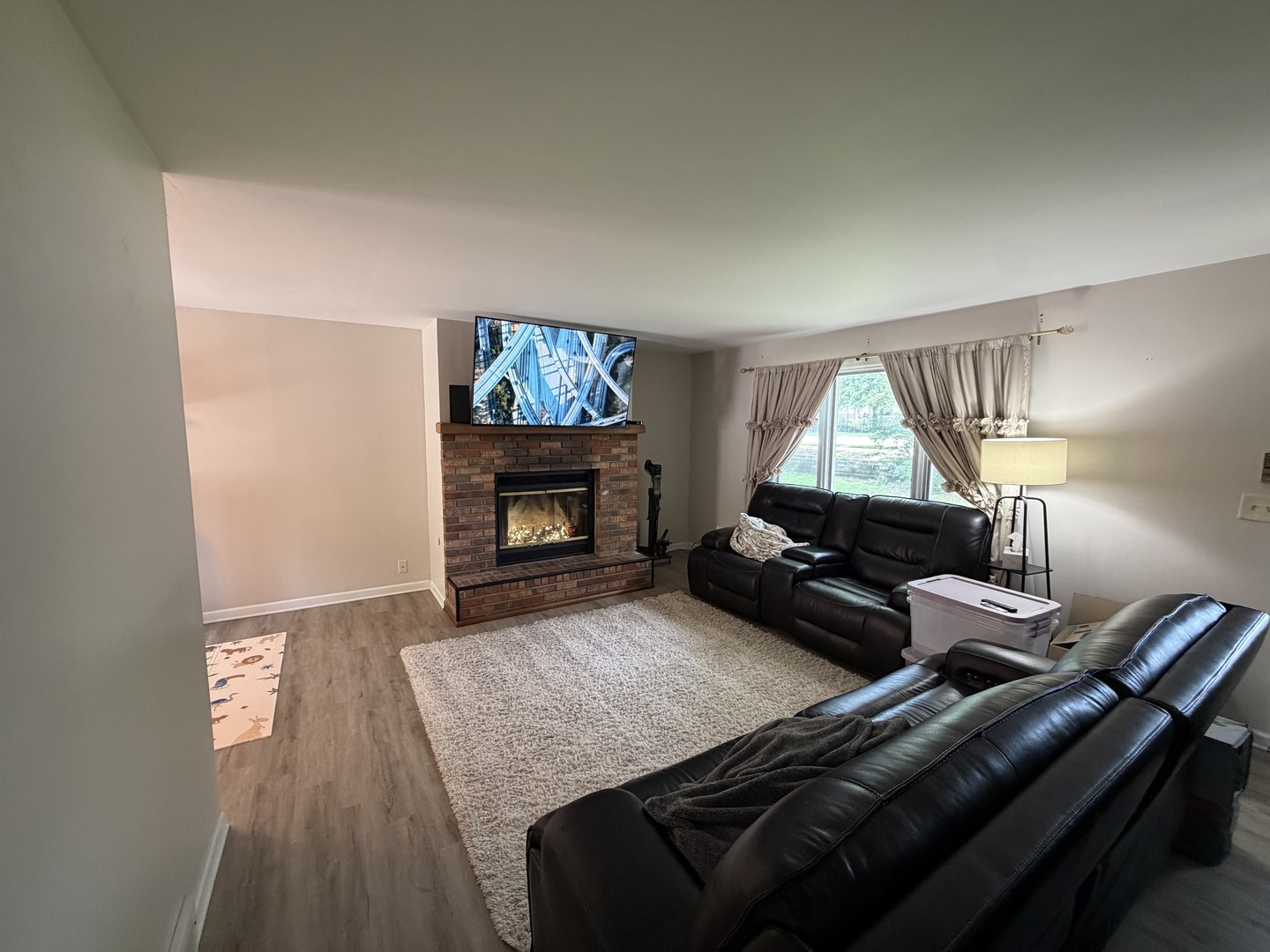 3S478 Winfield Road Warrenville, IL 60555 - Photo 5 of 15