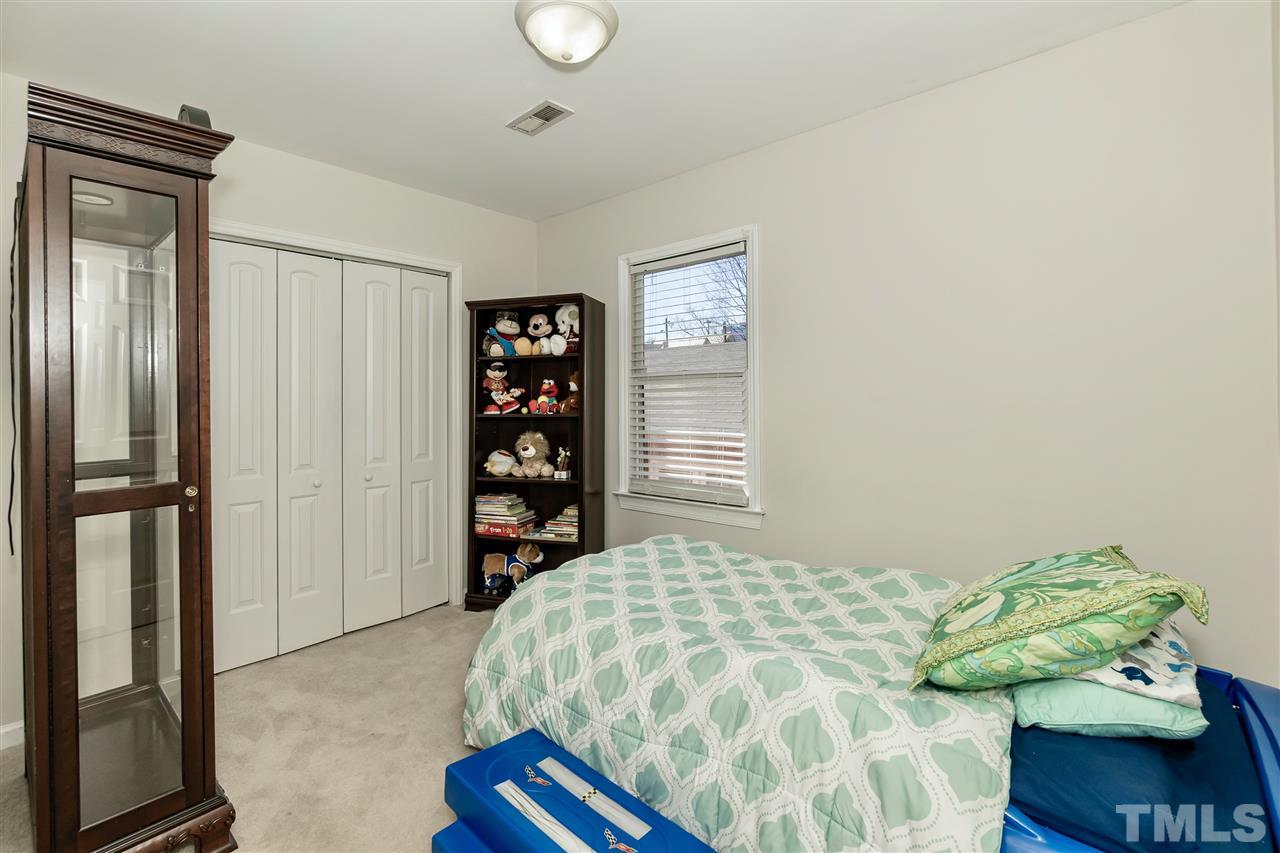 561 East Edenton Street Raleigh, NC 27601 - Photo 17 of 23