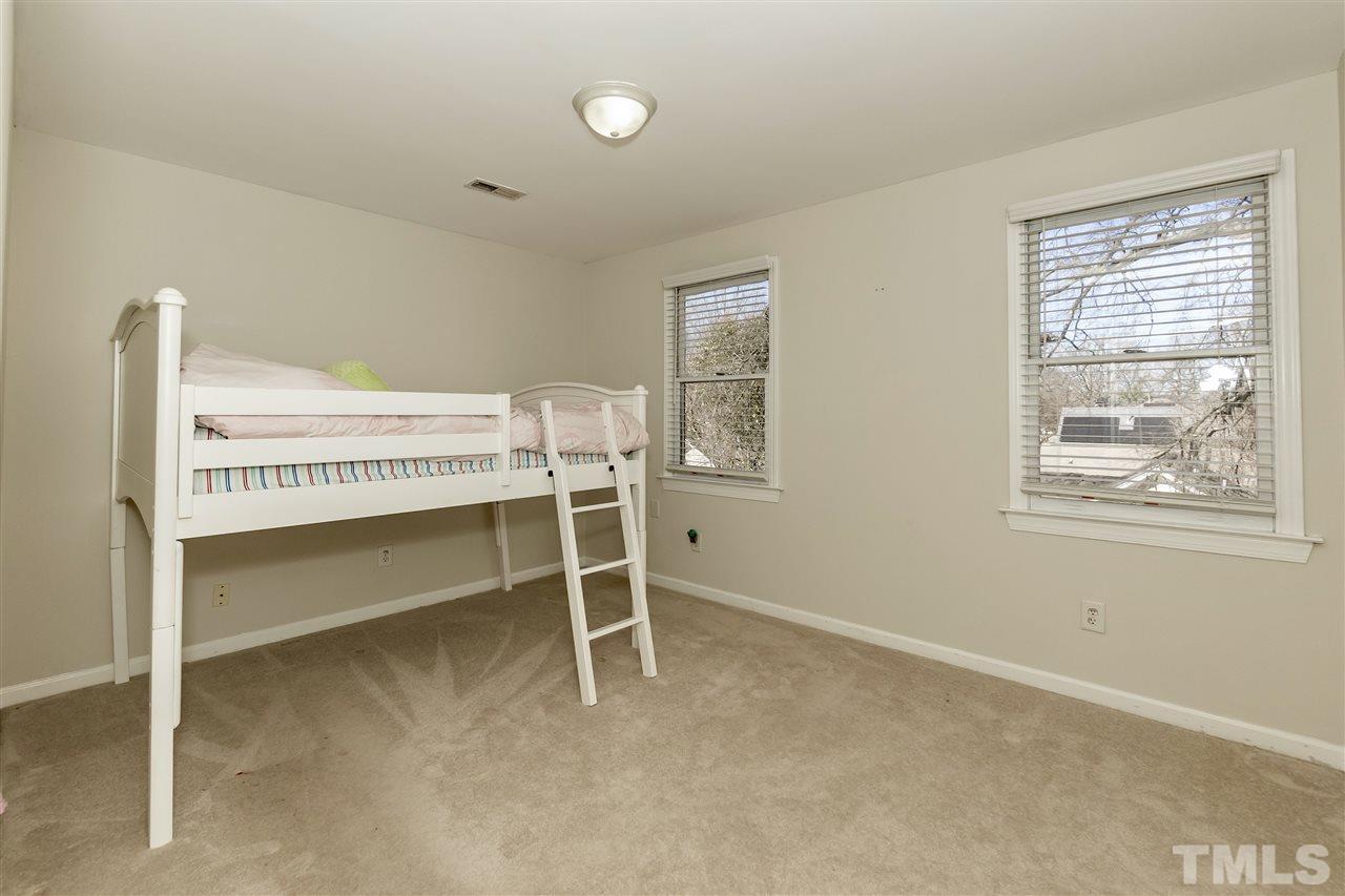 561 East Edenton Street Raleigh, NC 27601 - Photo 18 of 23