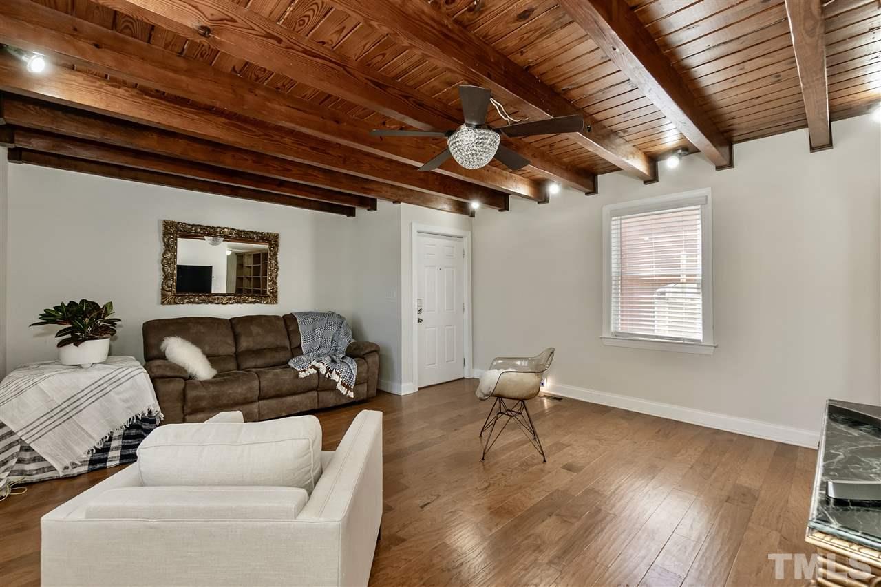561 East Edenton Street Raleigh, NC 27601 - Photo 4 of 23